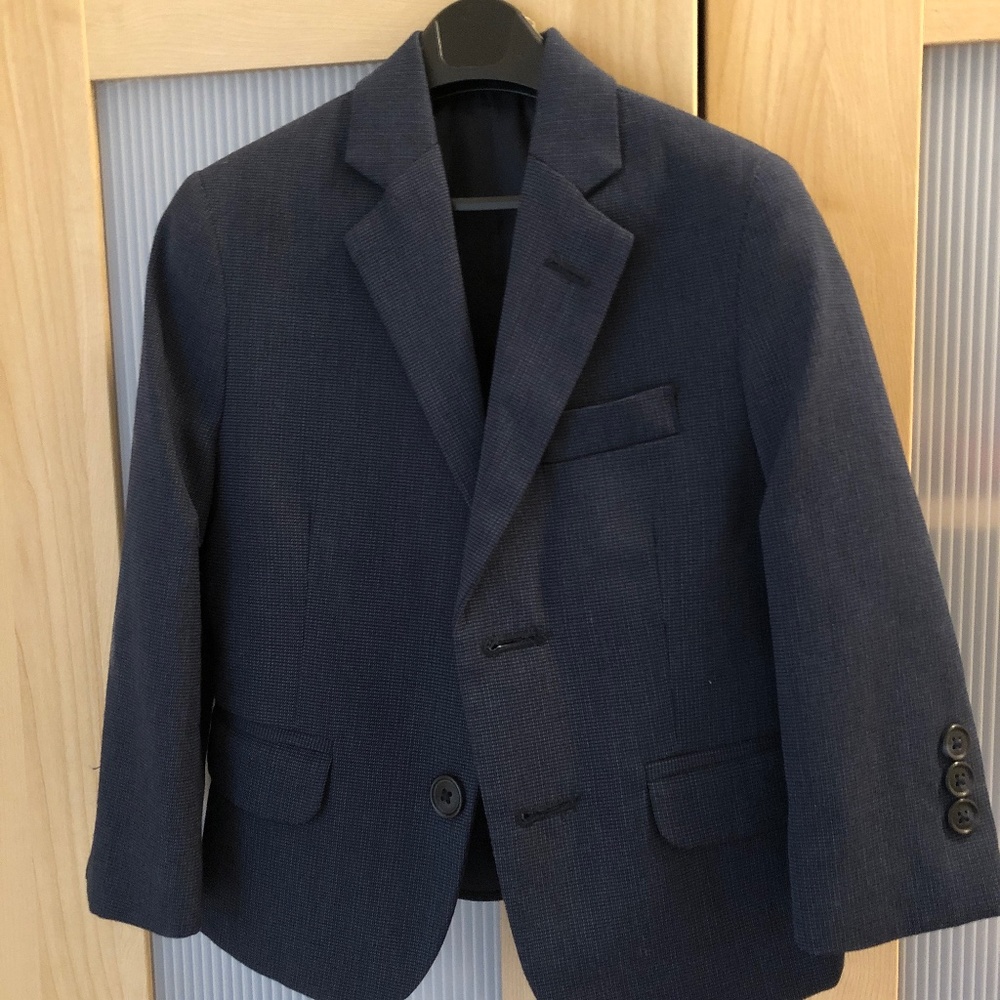 Calvin Klein suit-size 3t